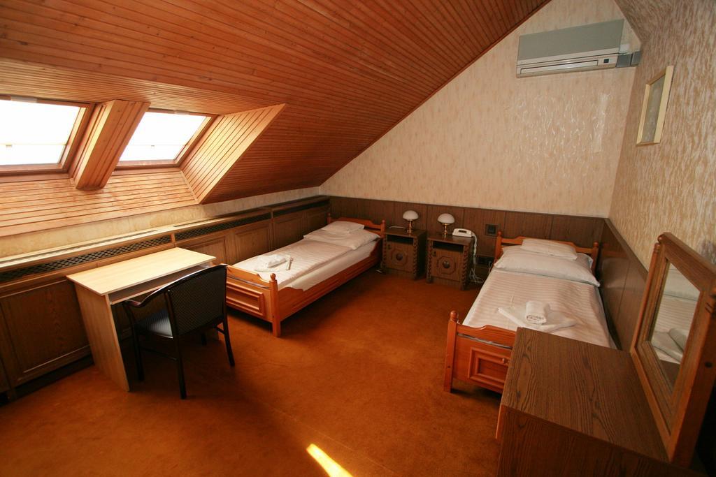 Waterfront Hotel Szentendre Luaran gambar