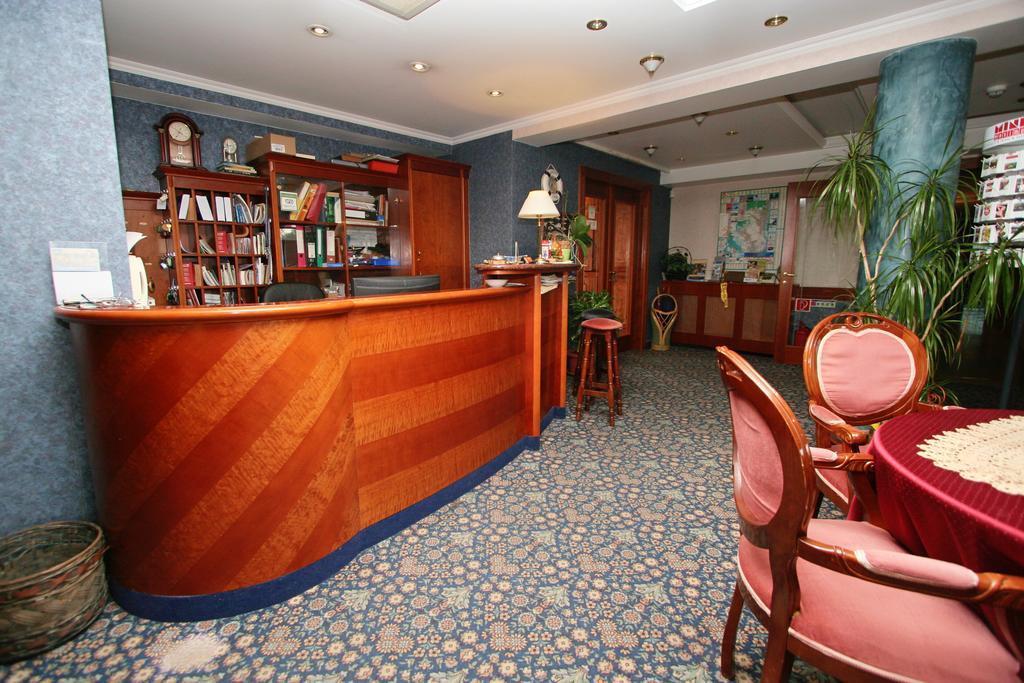 Waterfront Hotel Szentendre Luaran gambar